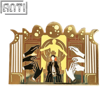 Custom King's Throne Lapel Pin High Quality Handsome Mysterious Scene Pattern Design Art Excellent Hard Enamel Gold Metal Badge 